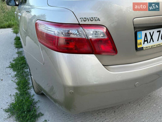 Тойота Камри 2008 в Харькове на Automoto.ua Бежевый Тойота Камри, объемом двигателя 2.4 л и пробегом 73 тыс. км за 10000 $, фото 25 на Automoto.ua