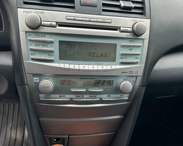 Бежевый Тойота Камри, объемом двигателя 3.5 л и пробегом 339 тыс. км за 9300 $, фото 20 на Automoto.ua