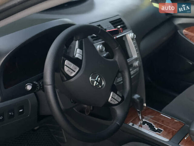 Тойота Камри 2009 в Самборе на Automoto.ua Бежевый Тойота Камри, объемом двигателя 2.4 л и пробегом 295 тыс. км за 10700 $, фото 22 на Automoto.ua