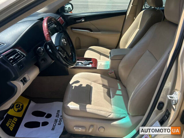 Бежевий Тойота Камрі, об'ємом двигуна 2.5 л та пробігом 157 тис. км за 13800 $, фото 7 на Automoto.ua
