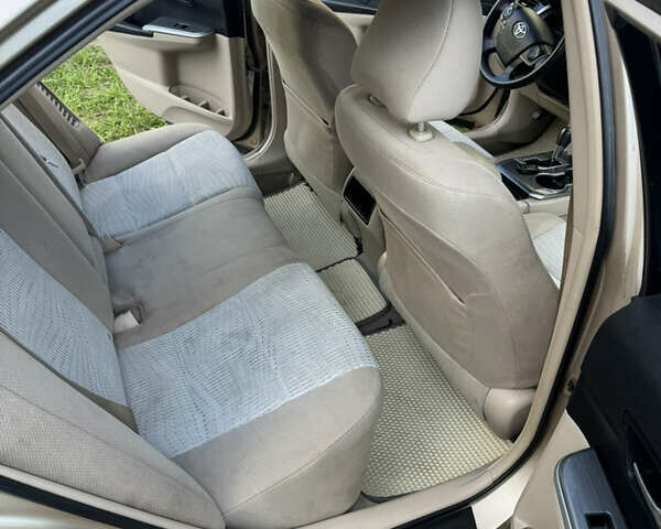 Бежевый Тойота Камри, объемом двигателя 2.49 л и пробегом 160 тыс. км за 10500 $, фото 4 на Automoto.ua