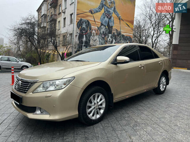 Бежевий Тойота Камрі, об'ємом двигуна 2.5 л та пробігом 247 тис. км за 12350 $, фото 75 на Automoto.ua