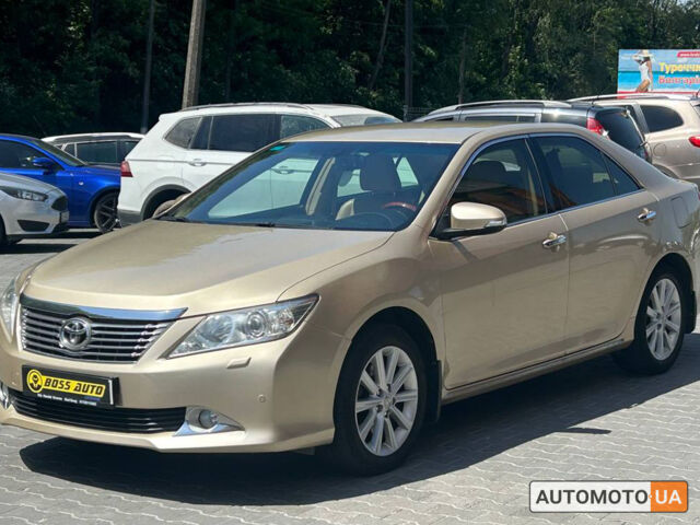 Бежевий Тойота Камрі, об'ємом двигуна 2.5 л та пробігом 157 тис. км за 13800 $, фото 2 на Automoto.ua