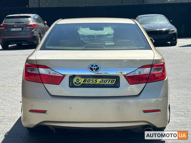 Бежевий Тойота Камрі, об'ємом двигуна 2.5 л та пробігом 157 тис. км за 13800 $, фото 4 на Automoto.ua