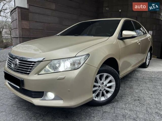 Бежевий Тойота Камрі, об'ємом двигуна 2.5 л та пробігом 247 тис. км за 12350 $, фото 72 на Automoto.ua