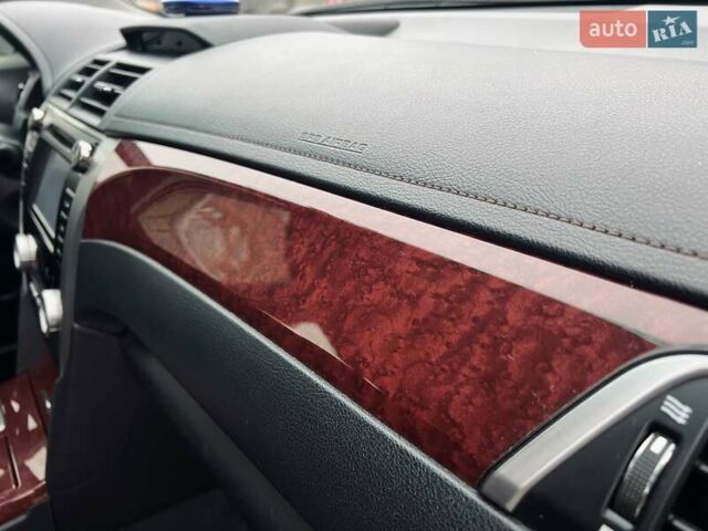 Бежевий Тойота Камрі, об'ємом двигуна 2.5 л та пробігом 247 тис. км за 12350 $, фото 30 на Automoto.ua