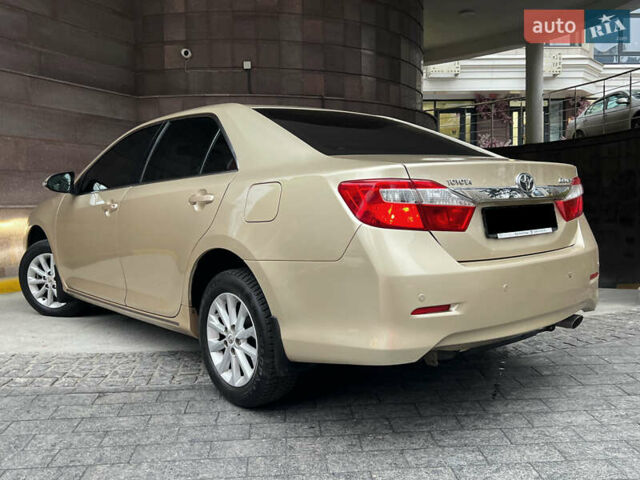Бежевий Тойота Камрі, об'ємом двигуна 2.5 л та пробігом 247 тис. км за 12350 $, фото 64 на Automoto.ua