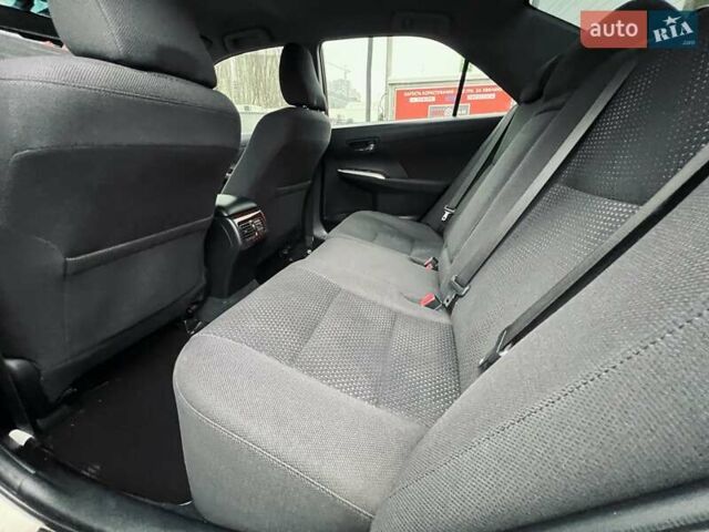 Бежевий Тойота Камрі, об'ємом двигуна 2.5 л та пробігом 247 тис. км за 12350 $, фото 47 на Automoto.ua