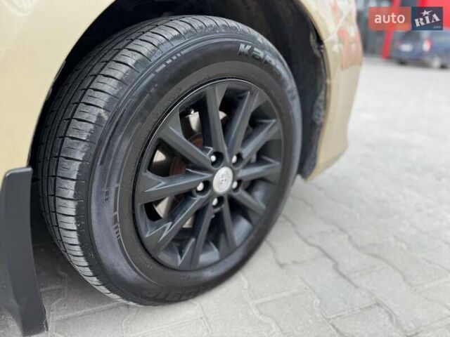 Бежевий Тойота Камрі, об'ємом двигуна 2.5 л та пробігом 192 тис. км за 11199 $, фото 6 на Automoto.ua