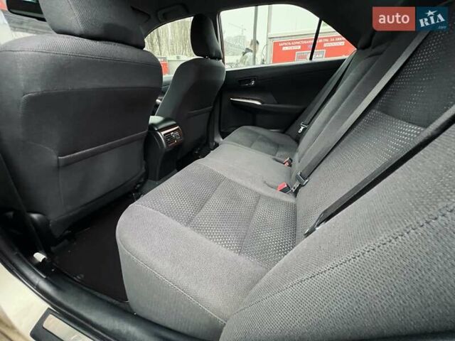 Бежевий Тойота Камрі, об'ємом двигуна 2.5 л та пробігом 247 тис. км за 12350 $, фото 48 на Automoto.ua