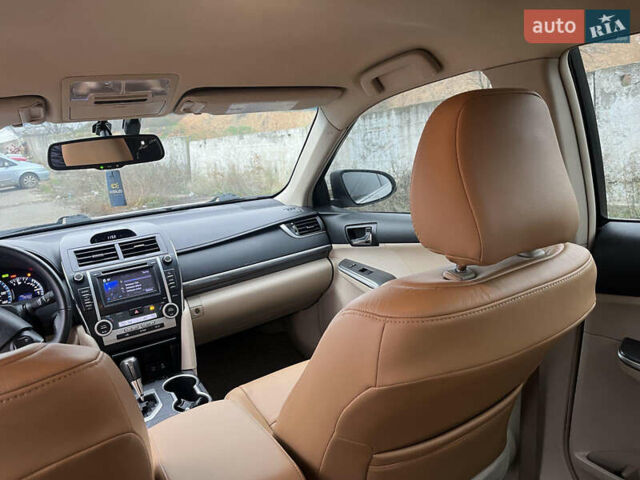 Бежевий Тойота Камрі, об'ємом двигуна 2.49 л та пробігом 126 тис. км за 14300 $, фото 15 на Automoto.ua