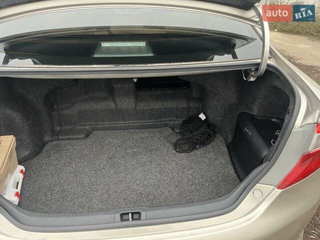 Бежевий Тойота Камрі, об'ємом двигуна 2.49 л та пробігом 126 тис. км за 14300 $, фото 8 на Automoto.ua
