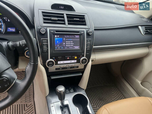 Бежевий Тойота Камрі, об'ємом двигуна 2.49 л та пробігом 126 тис. км за 14300 $, фото 12 на Automoto.ua