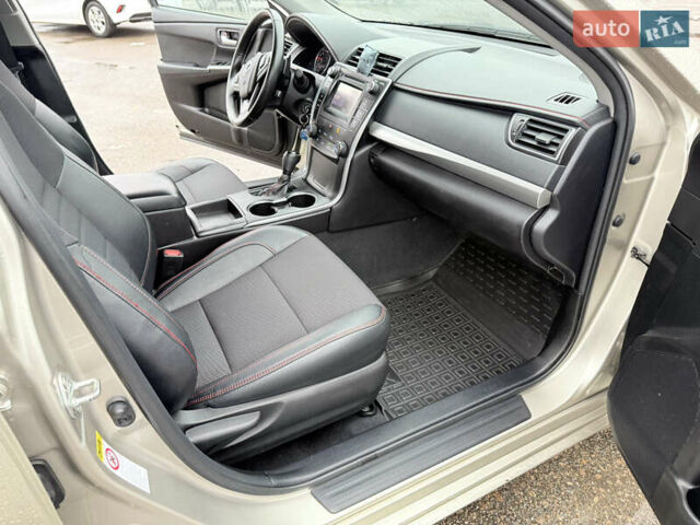 Бежевый Тойота Камри, объемом двигателя 2.49 л и пробегом 79 тыс. км за 12900 $, фото 16 на Automoto.ua