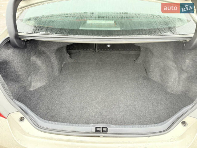 Бежевый Тойота Камри, объемом двигателя 2.49 л и пробегом 79 тыс. км за 12900 $, фото 31 на Automoto.ua