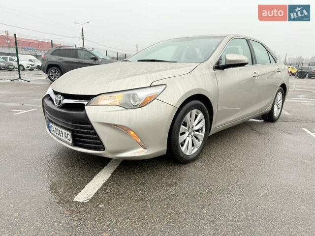 Бежевый Тойота Камри, объемом двигателя 2.49 л и пробегом 79 тыс. км за 12900 $, фото 4 на Automoto.ua