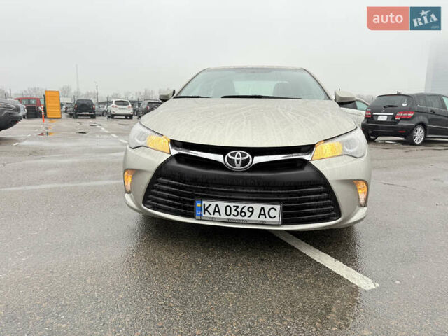 Бежевый Тойота Камри, объемом двигателя 2.49 л и пробегом 79 тыс. км за 12900 $, фото 2 на Automoto.ua