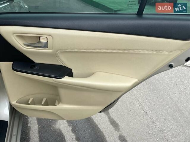 Бежевый Тойота Камри, объемом двигателя 2.5 л и пробегом 133 тыс. км за 12999 $, фото 15 на Automoto.ua