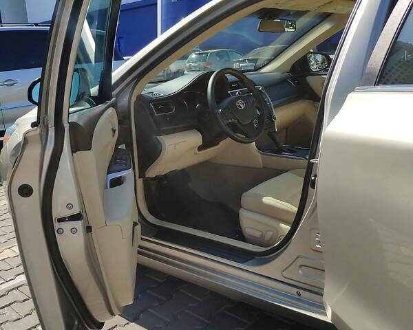 Бежевый Тойота Камри, объемом двигателя 2.5 л и пробегом 74 тыс. км за 17000 $, фото 8 на Automoto.ua