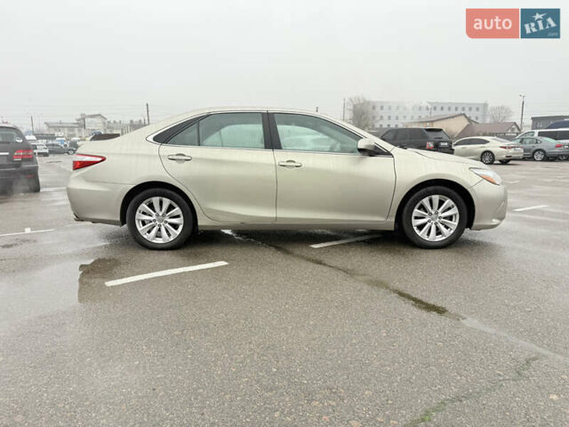 Бежевый Тойота Камри, объемом двигателя 2.49 л и пробегом 79 тыс. км за 12900 $, фото 6 на Automoto.ua