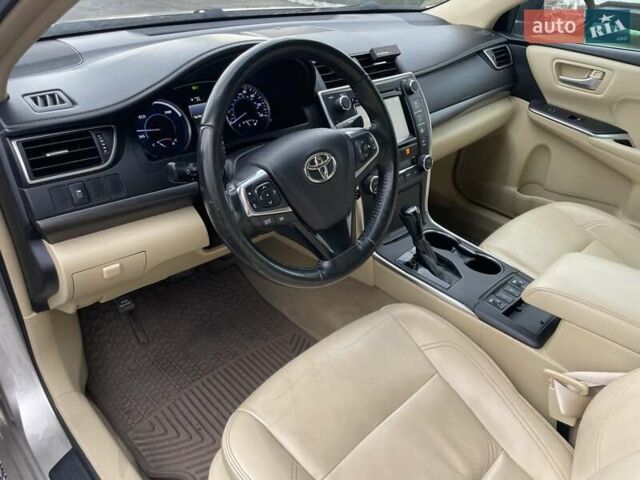 Бежевый Тойота Камри, объемом двигателя 2.5 л и пробегом 133 тыс. км за 12999 $, фото 9 на Automoto.ua