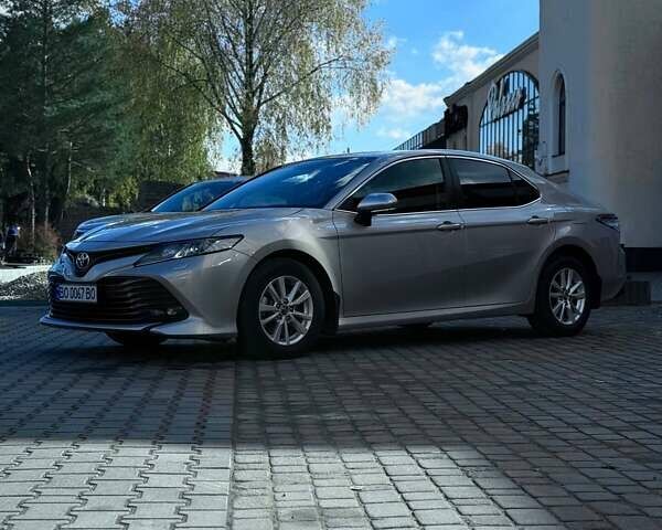 Тойота Камри 2017 в Черновцах на Automoto.ua Бежевый Тойота Камри, объемом двигателя 2.49 л и пробегом 75 тыс. км за 21900 $, фото 3 на Automoto.ua