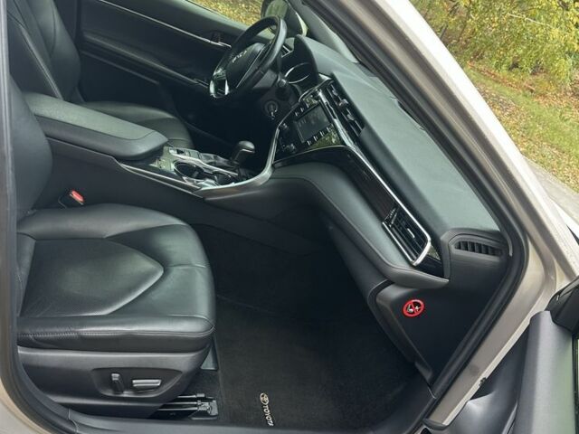 Бежевый Тойота Камри, объемом двигателя 2.5 л и пробегом 132 тыс. км за 19300 $, фото 16 на Automoto.ua