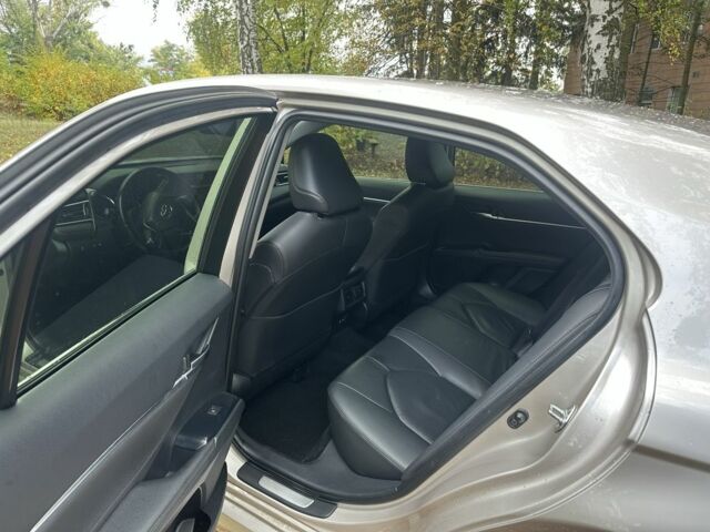 Бежевый Тойота Камри, объемом двигателя 2.5 л и пробегом 132 тыс. км за 19300 $, фото 13 на Automoto.ua