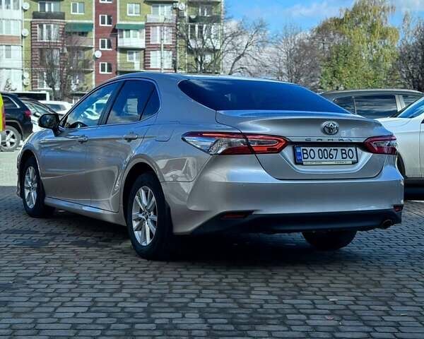 Тойота Камри 2017 в Черновцах на Automoto.ua Бежевый Тойота Камри, объемом двигателя 2.49 л и пробегом 75 тыс. км за 21900 $, фото 5 на Automoto.ua