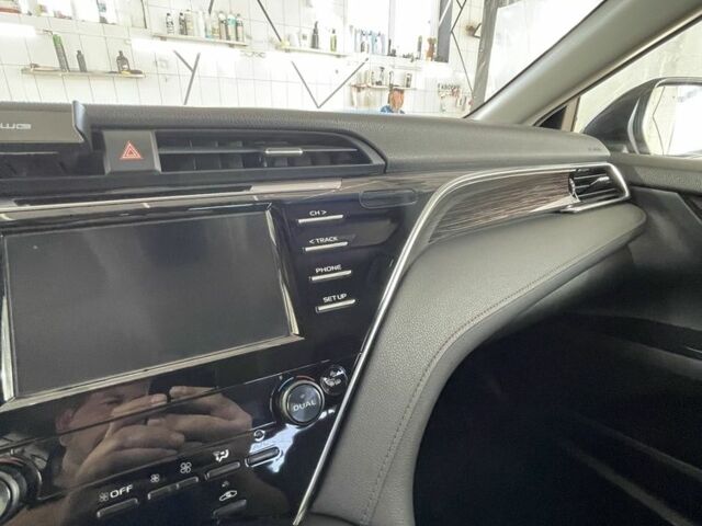 Черный Тойота Камри, объемом двигателя 2.5 л и пробегом 140 тыс. км за 19200 $, фото 4 на Automoto.ua