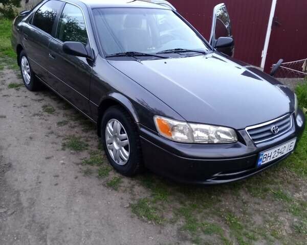 Черный Тойота Камри, объемом двигателя 2.2 л и пробегом 185 тыс. км за 4400 $, фото 4 на Automoto.ua