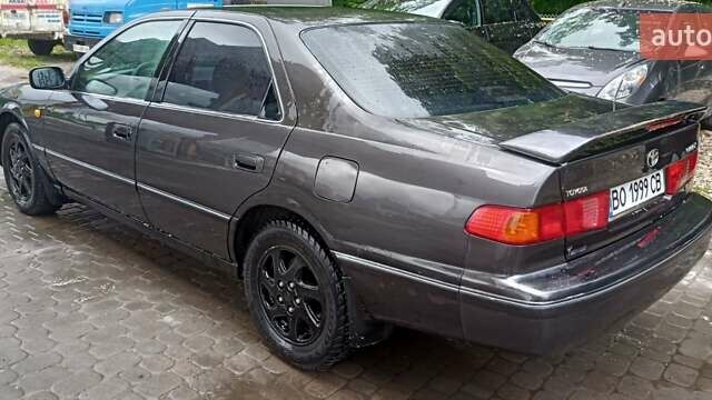 Чорний Тойота Камрі, об'ємом двигуна 3 л та пробігом 333 тис. км за 2850 $, фото 15 на Automoto.ua