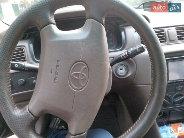 Черный Тойота Камри, объемом двигателя 2.2 л и пробегом 350 тыс. км за 3000 $, фото 7 на Automoto.ua