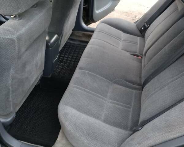 Черный Тойота Камри, объемом двигателя 2.2 л и пробегом 185 тыс. км за 4400 $, фото 9 на Automoto.ua
