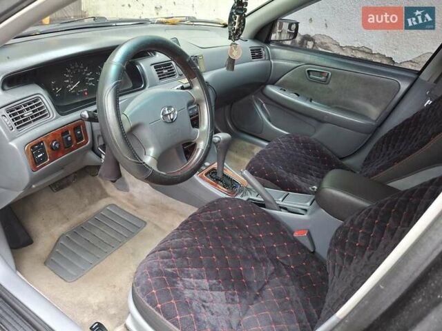 Черный Тойота Камри, объемом двигателя 2.2 л и пробегом 343 тыс. км за 5100 $, фото 7 на Automoto.ua