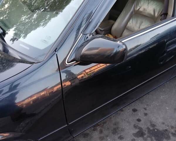 Черный Тойота Камри, объемом двигателя 2.2 л и пробегом 350 тыс. км за 3000 $, фото 4 на Automoto.ua