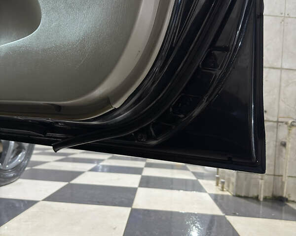 Черный Тойота Камри, объемом двигателя 2.36 л и пробегом 527 тыс. км за 5400 $, фото 26 на Automoto.ua