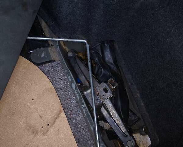 Черный Тойота Камри, объемом двигателя 2.4 л и пробегом 275 тыс. км за 4800 $, фото 23 на Automoto.ua