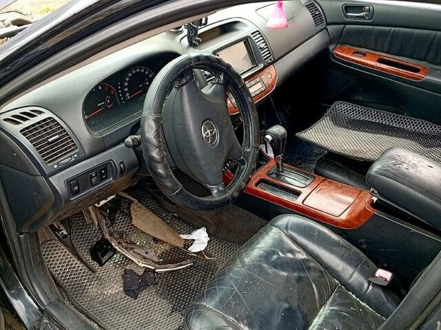 Тойота Камрі 2004 у Килие на Automoto.ua Чорний Тойота Камрі, об'ємом двигуна 3 л та пробігом 0 тис. км за 1000 $, фото 1 на Automoto.ua