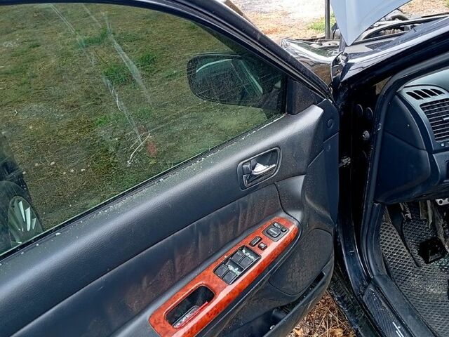 Тойота Камрі 2004 у Килие на Automoto.ua Чорний Тойота Камрі, об'ємом двигуна 3 л та пробігом 0 тис. км за 1000 $, фото 2 на Automoto.ua