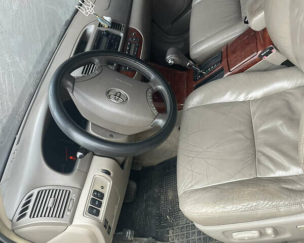 Черный Тойота Камри, объемом двигателя 3 л и пробегом 200 тыс. км за 5800 $, фото 3 на Automoto.ua