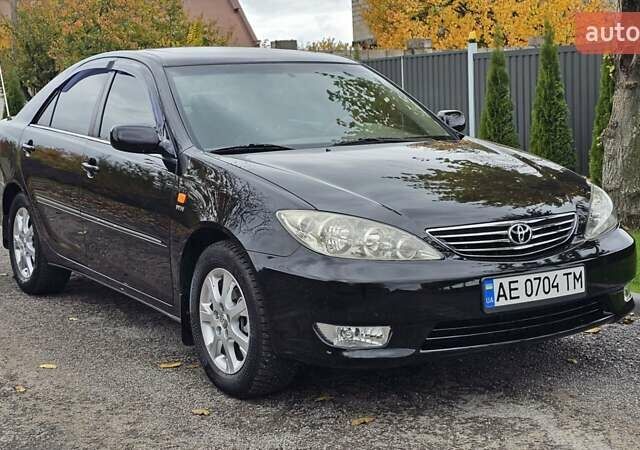 Тойота Камри 2004 в Каменское - Днепродзержинск на Automoto.ua Черный Тойота Камри, объемом двигателя 2 л и пробегом 180 тыс. км за 6700 $, фото 3 на Automoto.ua