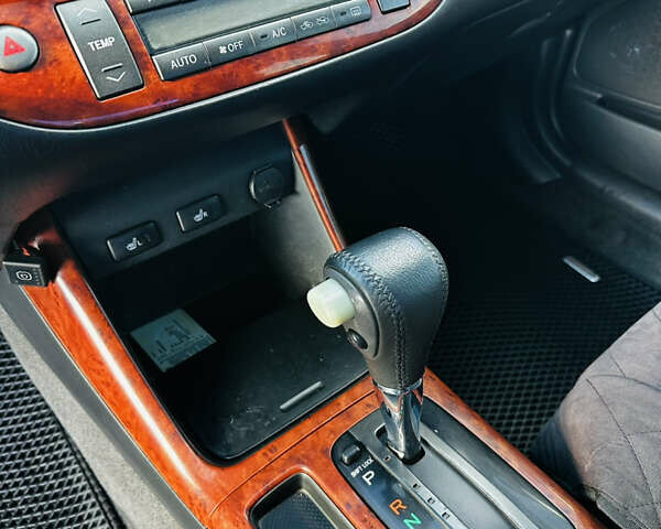 Тойота Камри 2004 в Харькове на Automoto.ua Черный Тойота Камри, объемом двигателя 3 л и пробегом 275 тыс. км за 4999 $, фото 12 на Automoto.ua