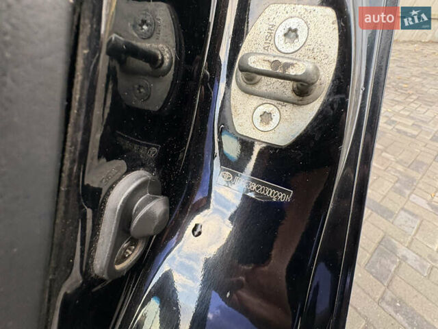 Черный Тойота Камри, объемом двигателя 2.4 л и пробегом 326 тыс. км за 6300 $, фото 28 на Automoto.ua