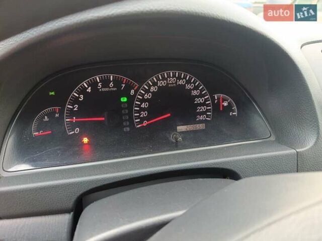 Черный Тойота Камри, объемом двигателя 3 л и пробегом 210 тыс. км за 7200 $, фото 9 на Automoto.ua