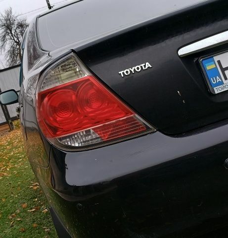 Чорний Тойота Камрі, об'ємом двигуна 0 л та пробігом 300 тис. км за 5100 $, фото 2 на Automoto.ua