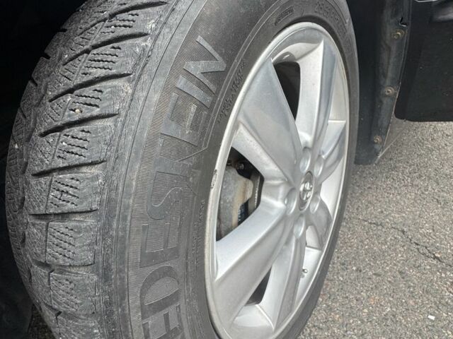 Черный Тойота Камри, объемом двигателя 2.4 л и пробегом 180 тыс. км за 6000 $, фото 17 на Automoto.ua