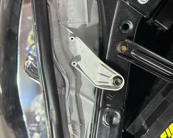 Черный Тойота Камри, объемом двигателя 2.36 л и пробегом 253 тыс. км за 6900 $, фото 22 на Automoto.ua