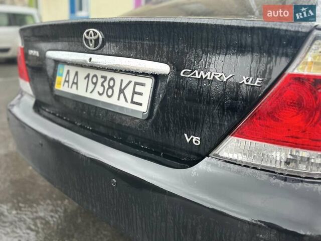 Черный Тойота Камри, объемом двигателя 3 л и пробегом 315 тыс. км за 5700 $, фото 2 на Automoto.ua