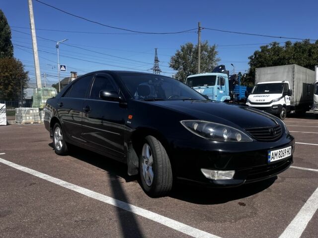 Черный Тойота Камри, объемом двигателя 2.4 л и пробегом 278 тыс. км за 5200 $, фото 3 на Automoto.ua